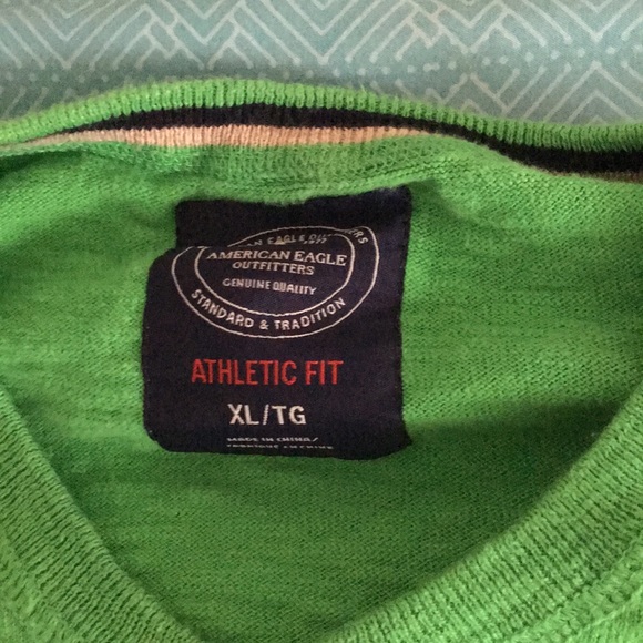 American Eagle Outfitters Athletic Fit Sweater - Picture 2 of 3